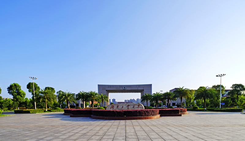 ƼɹsϹI(y)W(xu)Ϣƽ_(ti)(xing)Ŀ